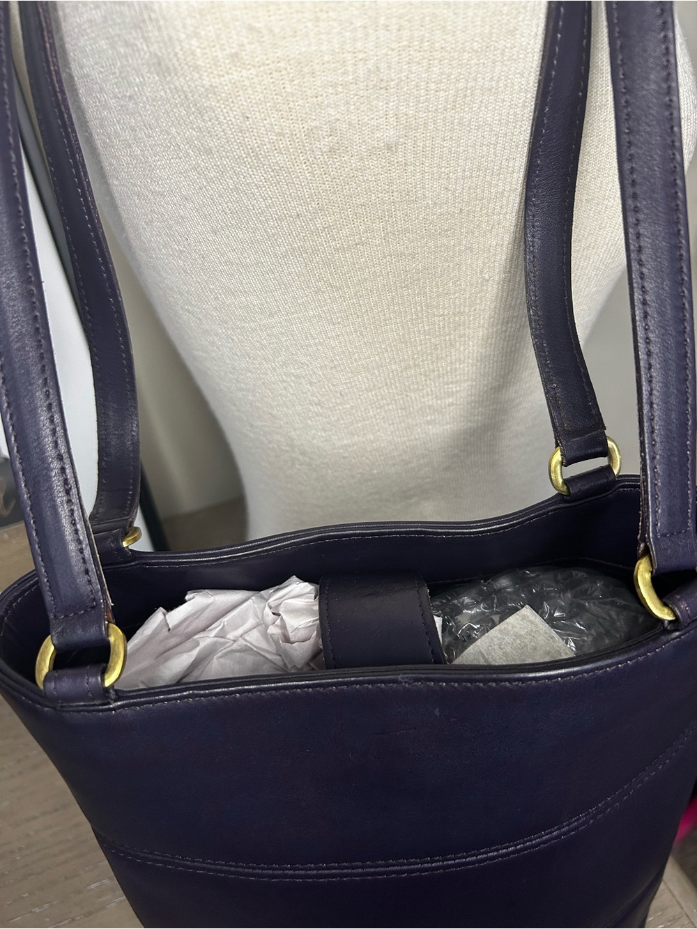COACH Vintage Tribeca Purple Glove-Tanned Leather Bleeker Bucket Shoulder Bag - Picture 7 of 13